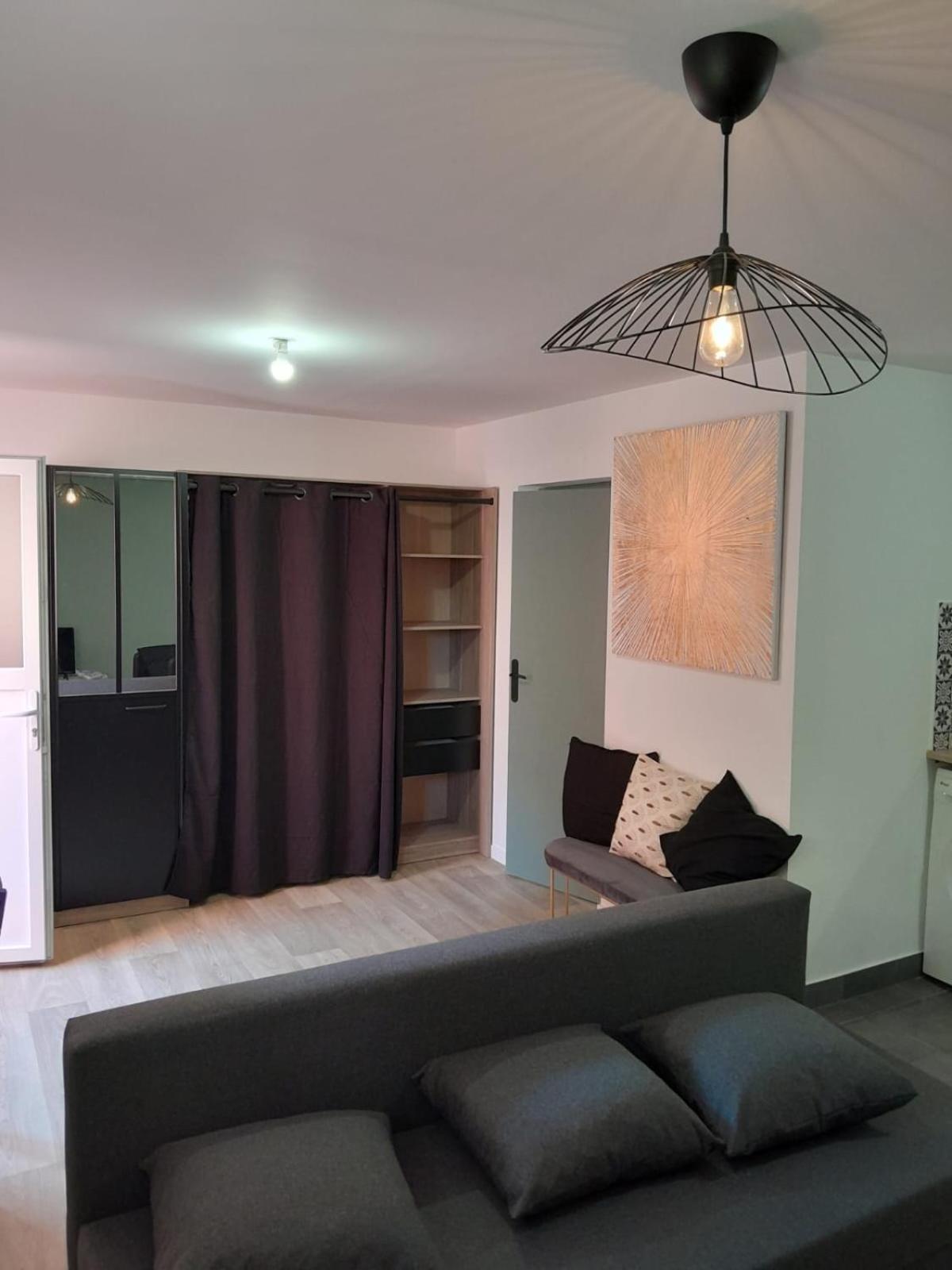 Appartement Proche Gare Saint-Brieuc Luaran gambar